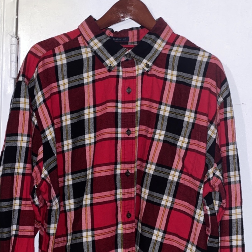 ST. JOHN’S BAY Red and Black Flannel. XXL. Classic Fit.